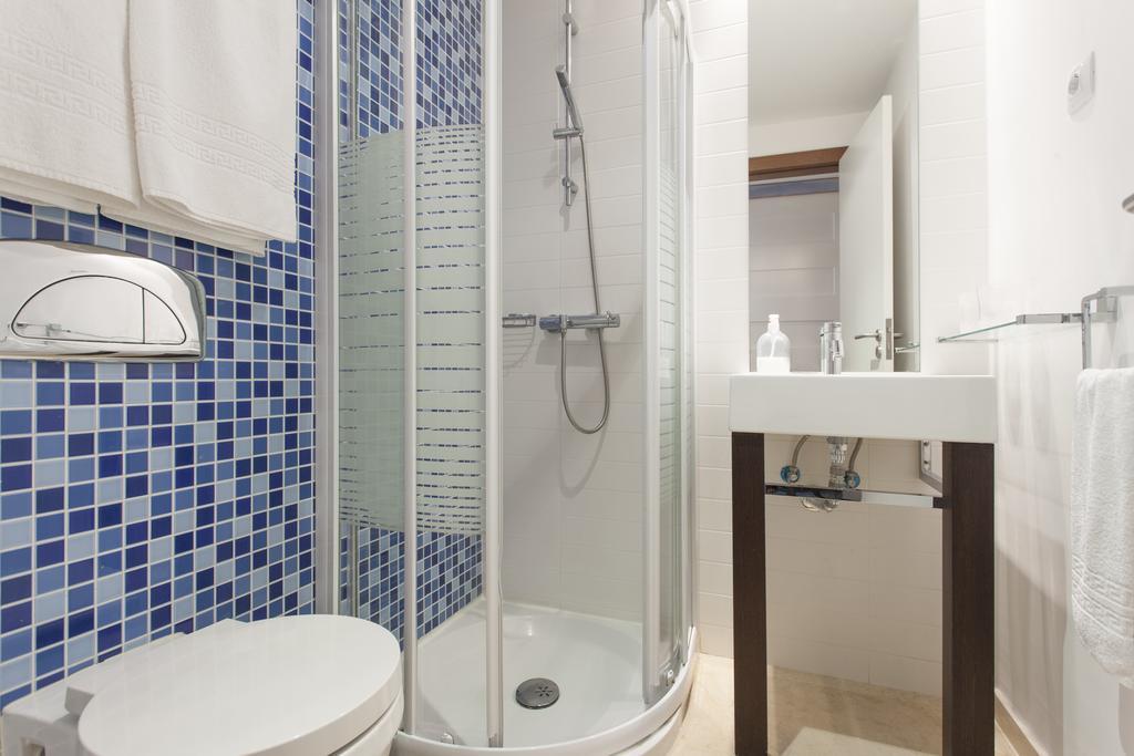 Bairrus Lisbon Apartments - Alfama II Quarto foto